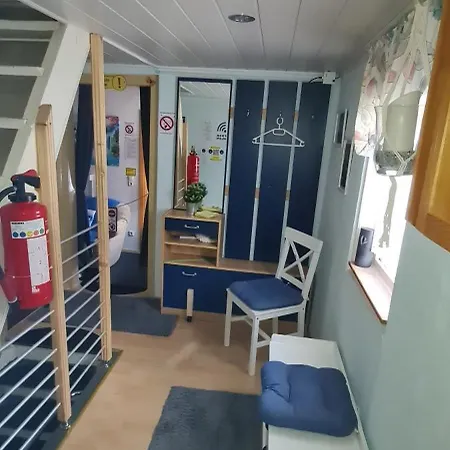 Schwarzes Zimmer 2 * Lollar